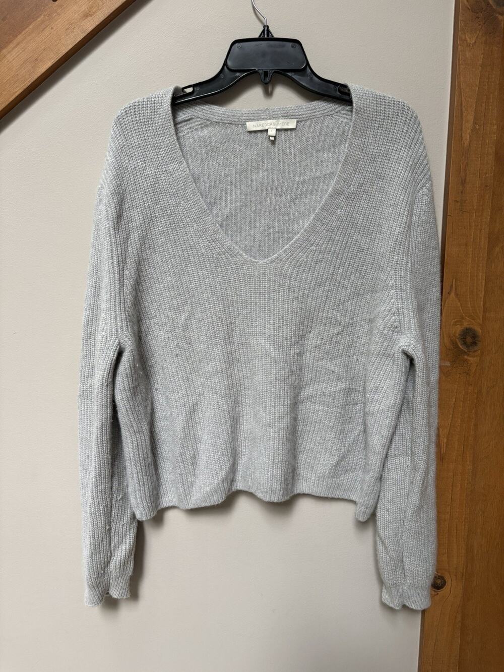 Naked Cashmere Sweater Vneck Midweight Chunky Rib SUPER WARM Fall Winter Gray L